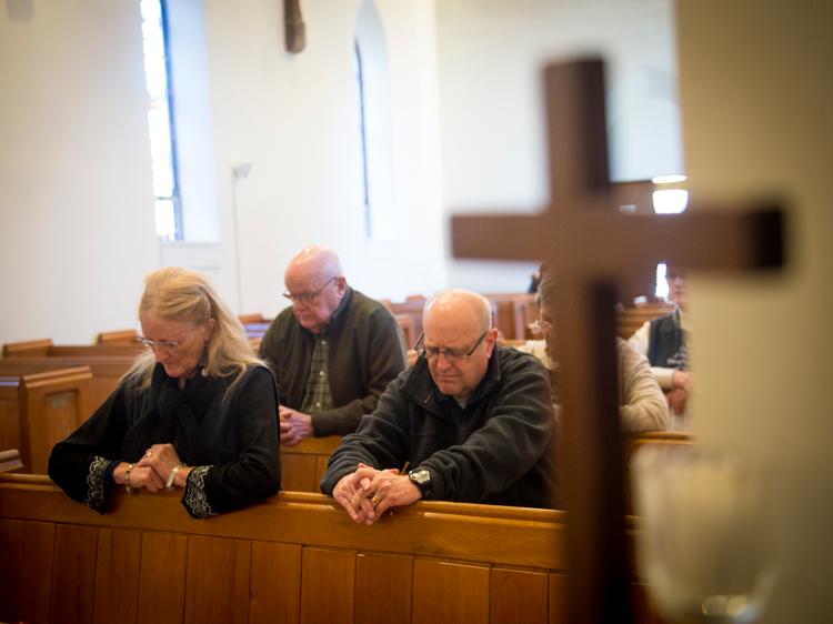 National Council of Churches, der repræsenterer 38 kirkesamfund i USA - blandt andre episkopale, som denne i Tennessee - opfordrer Brett Kavanaugh til at trække sig som kandidat til posten som højesteretsdommer. Brianna Paciorka/AP