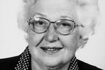 Tove Lindbo Larsen sad i Folketinget i sammenlagt 22 år, og i perioden 1981 til 1982 kronede hun sin politiske karriere.
   