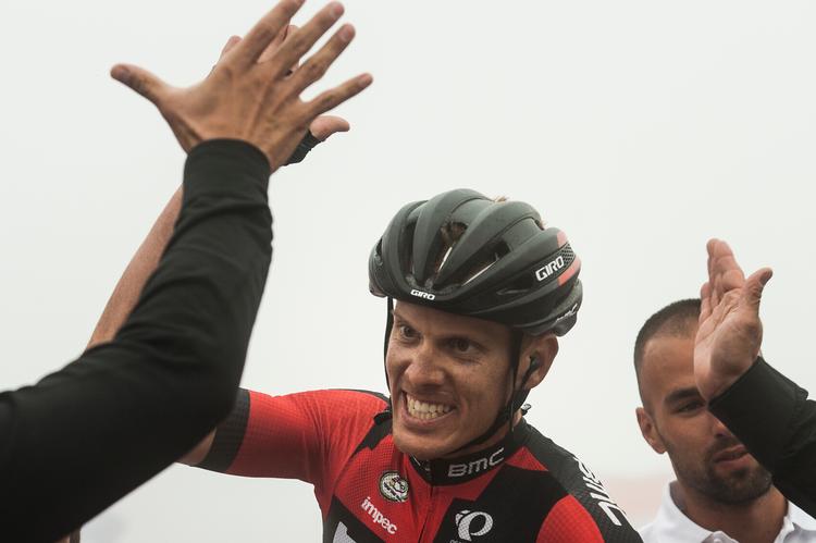 Italieneren Alessandro De Marchi ses her som etapevinder i Vuelta a España for en måned siden. I dag leverede han en tilsvarende bedrift på hjemmebane i Giro dell'Emilia. Alvaro Barrientos/AP