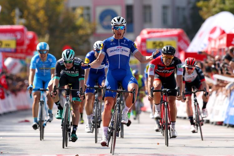 Maximiliano Richeze holder hjem til sejr på 1. etape i Tyrkiet Rundt. Foto: Presidential Tour of Turkey/Brian Hodes. 