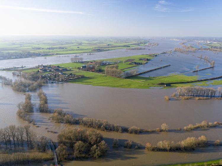 Stormflod i Tyskland forårsaget af klimaforandringerne. 
   Arnulf Stoffel/AP