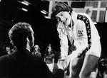 VM i badminton i Malmø 1977, hvor Lene Køppen fik overrakt sin guldmedalje i damesingle  af den svenske konge. Johnny Bonne/POLFOTO