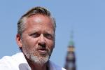 
 Anders Samuelsen (LA) har fredag været i New York, hvor FN's Generalforsamling har stemt Danmark ind i rådet sammen med 17 andre nye lande.
»Vi vil bruge pladsen til at holde fanen højt på et område, som ligger Danmark meget på hjerte, og hvor vi har en høj status ude i verden - altså forsvaret for menneskerettigheder og de grundlæggende frihedsværdier«, siger Anders Samuelsen.
(arkivfoto) Jens Dresling/POLFOTO