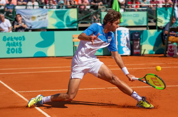 Facundo DIaz Acosta med kælenavnet Facu er en af de spillere, der skal forsøge at løfte argentinernes tunge tennisarv. 