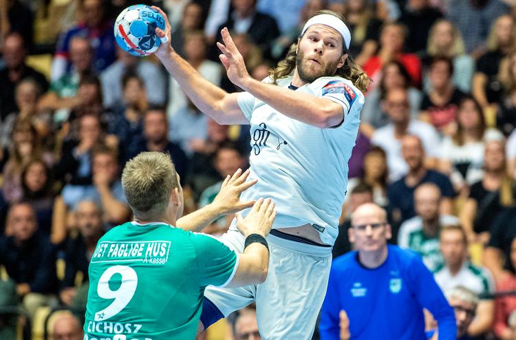 7 mål scorede Mikkel Hansen på sine 12 afslutninger, da Paris SG besejrede Skjern i en udsolgt Boxen i Herning. John Randeris/Ritzau Scanpix