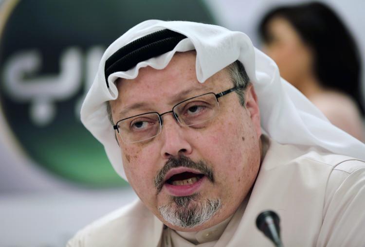 Den saudiske systemkritiker Jamal Khashoggi har været savnet, siden han gik ind i et saudiarabisk konsulat i Istanbul 2. oktober. Hasan Jamali/AP