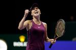 Ukrainske Elina Svitolina har vist et godt niveau under sine to første kampe ved WTA Finals, der begge er vundet. Hun møder Caroline Wozniacki i torsdagens sidste runde i gruppespillet. Vincent Thian/AP