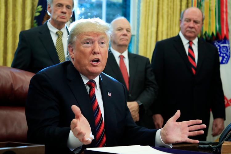 Donald Trump kalder nu Khashoggi-sagen for »den værste dækhistorie i historien«. Manuel Balce Ceneta/AP