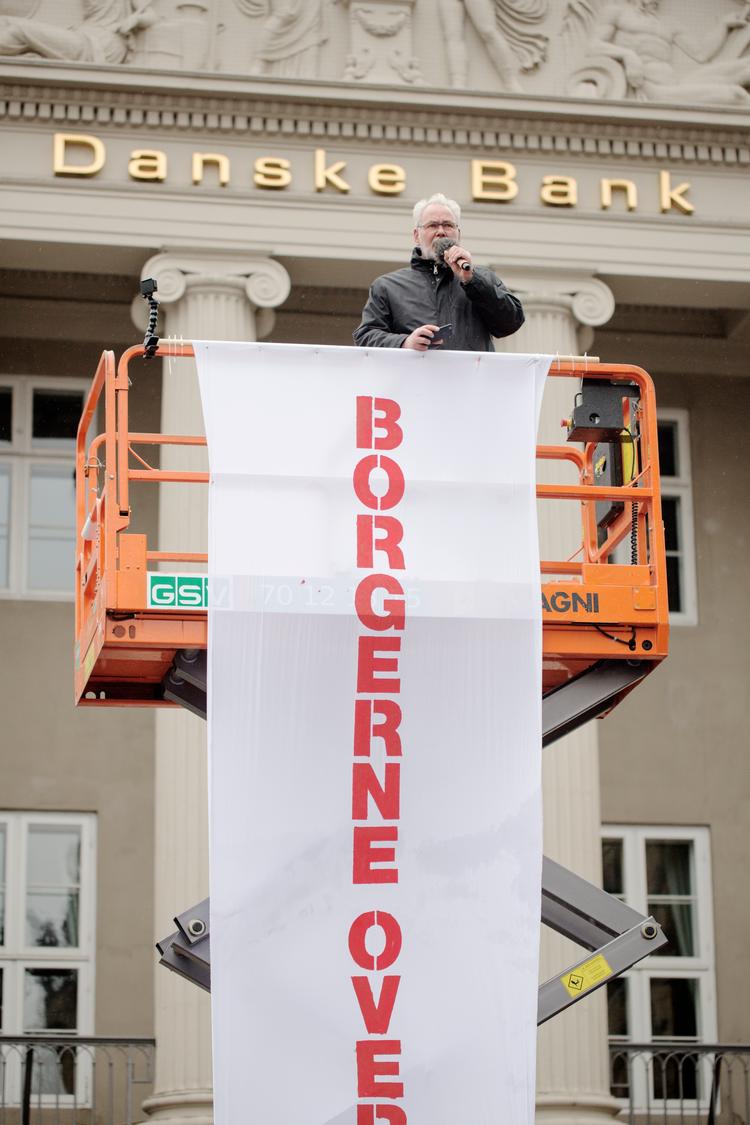 Tidligere forbundsformand for titusindvis af offentligt ansatte i FOA talte for at stække bankerne ved     Mellemfolkeligt Samvirkes demonstration ved Danske Bank på Kgs. Nytorv. Emma Sejersen/POLFOTO