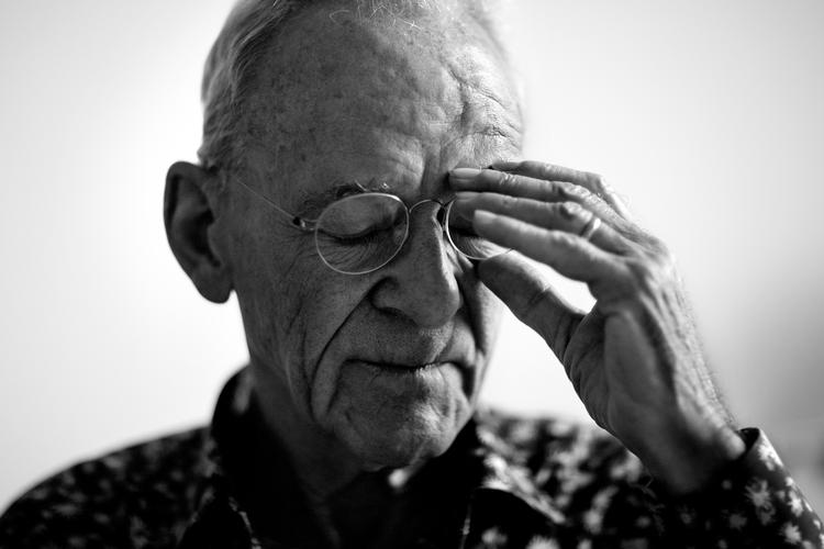Digter Henrik Nordbrandt overvandt sin modvilje mod lange rejser i den celebre anledning.   Finn Frandsen/POLFOTO