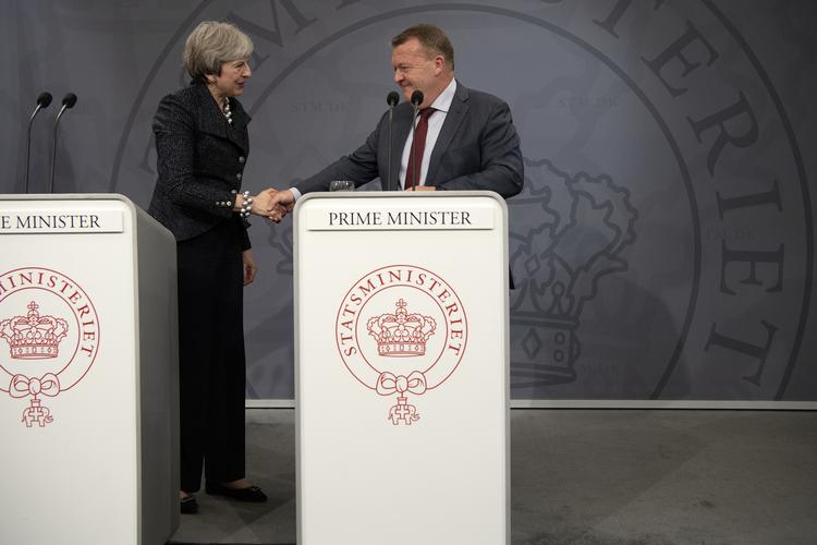 Lars Løkke Rasmussen (V) og Theresa May mødtes i april måned i Danmark. Peter Hove Olesen/POLFOTO