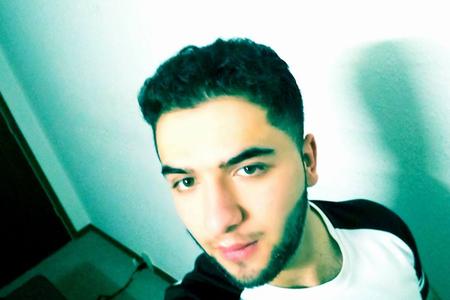 Mohamad Abd Almonam flygtede til Danmark fra Syrien for tre år siden. Han er i dag i gang med en hf og drømmer om at studere statskundskab. /privatfoto 