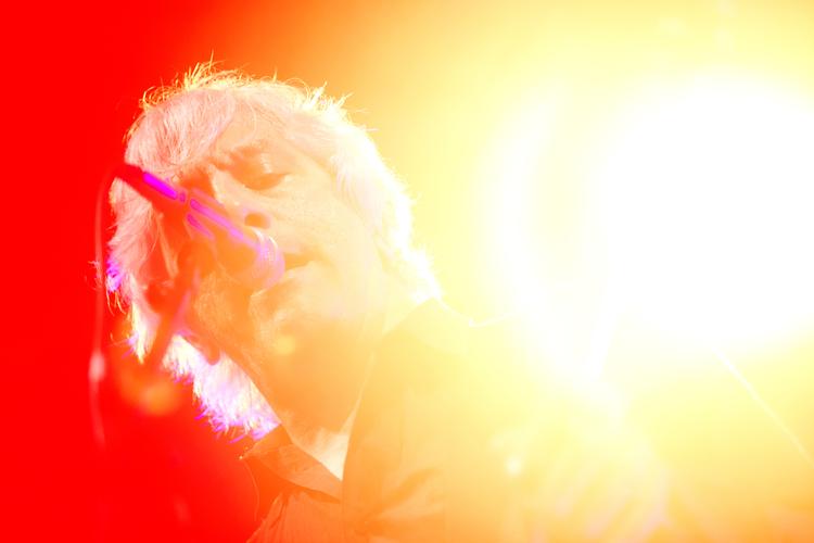 Lee Ranaldo - guitarist i Sonic Youth - kommer forbi Nørrebro i forbindelse med Sorte Firkant Musikfestival. Her på billedet optræder han solo på Roskilde Festival 2012.
   Arkivfoto Lars Just