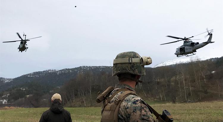 Den amerikanske marine har plads til op mod 11 helikoptere i deres Camp Odin. Perry MacLeod Jensen