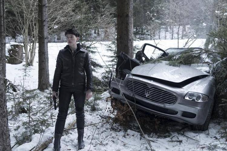 Claire Foy er for pæn i rollen som hacker, mener flere anmeldere. UIP