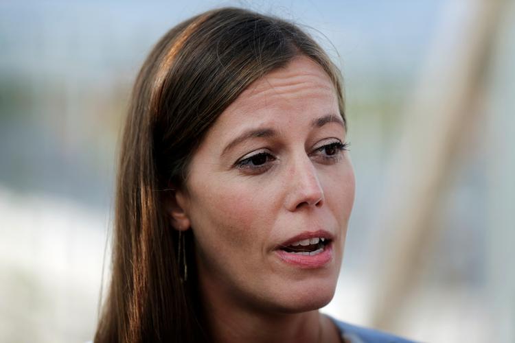 Børne- og socialminister Mai Mercado (K) har varslet større ændringer af måden, staten giver tilskud til udsatte på. Men hun vil ikke helt forlade puljesystemet, for »det er også vigtigt af og til at stoppe op og få rydde ud i det, der ikke virker«. Jens Dresling/POLFOTO