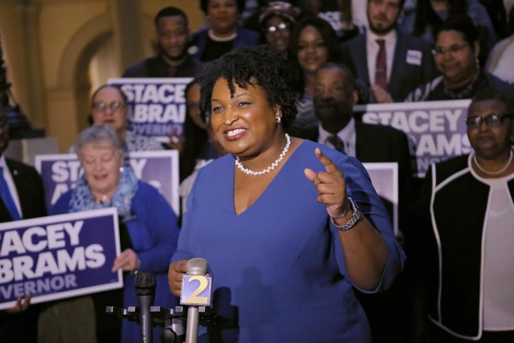  Stacey Abrams stiller op til guvernørvalget i Georgia for demokraterne
 (Bob Andres/Atlanta Journal-Constitution via AP)
   Bob Andres/AP