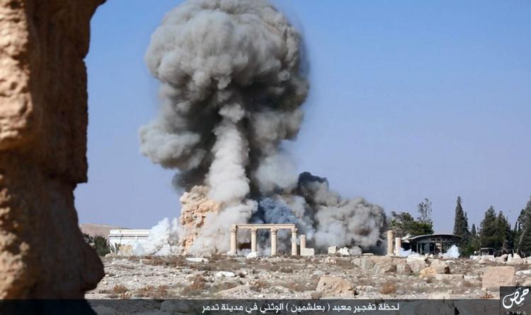 I agust 2015 sprængte IS-krigere det 2.000 år gamle Baal-tempel i Palmyra i luften. I dag er mange af den antikke karavanebys kunstskatte at finde på nationalmuseet i Damaskus. Uncredited/AP