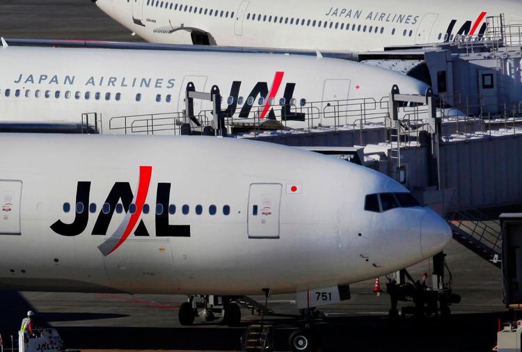 Det er ikke første gang, japanske flyselskaber har kvaler med alkohol. Det er kun få dage siden, at fem fly fra All Nippon Airways blev forsinket, fordi en pilot havde tømmermænd. Itsuo Inouye/AP