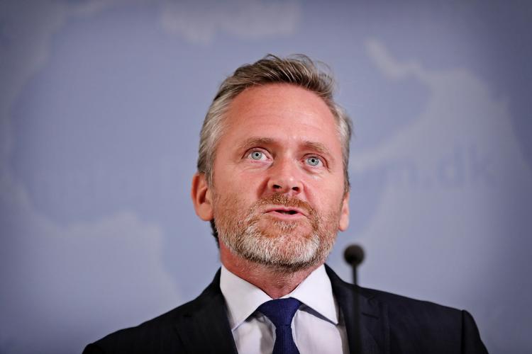 »Jeg gjorde det klart, at det er fuldstændigt uacceptabelt, at en iransk efterretningstjeneste havde en plan om at likvidere en person på dansk jord«, siger Samuelsen i et tweet efter samtalen.
   Jens Dresling/POLFOTO