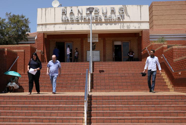 Britta Nielsen blev i dag sat over for en dommer i Randburg Magistrates Court i Sydafrika. Siphiwe Sibeko/Ritzau Scanpix