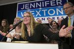Jennifer Wexton fra Virginia er en af de mindst 23 demokrater, der har vundet sæder, som der hidtil har siddet republikanere på. Alex Brandon/AP