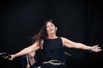 70-årige Annisette fra The Savage Rose optæder i år til DMA Jazz på Bremen. Her i total indlevelse på Jelling Festival 2017. Per Lange/POLFOTO
