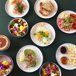 »Det skal føles rart at være her. Vi brander os bare på god mad med gode råvarer, og så prøver vi at skabe noget af den brokvartersstemning, som København er kendt for«, lyder det fra folkene bag. Pr-foto Godtfolk