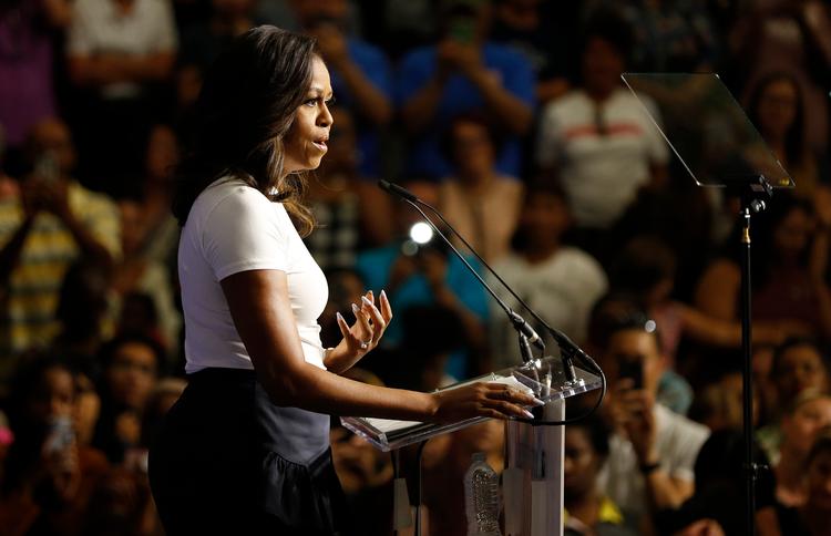 Michelle Obama er ikke fan af politik, siger hun, men hun har dog talt til en række valgmøder for at få unge til at stemme. Her i Las Vegas i september 2018, John Locher/AP