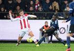 AaB's Oliver Abildgaard mod FCK's Dame N'Doye i Superligakampen mellem Aab og FC København. Henning Bagger/Ritzau Scanpix