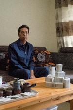 I det sydvestlige Kina importerer Hong Ruping, der er i dialysebehandling, illegalt kopiprodukter fra Indien til sig selv og andre, som ikke har råd til livsvigtig medicin. Gilles Sabrie/Ritzau Scanpix