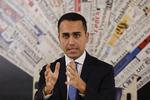 Femstjernebevægelsens leder, arbejdsminister Luigi Di Maio ønsker ikke at ændre Italiens finanslov. Andrew Medichini/AP