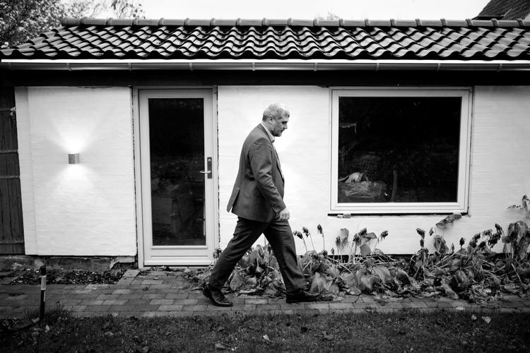 Regeringen og Dansk Folkeparti vil skærme dagpengesystemet for udlændinge, men rammer også danske statsborgere som Christian Mølau, der for år tilbage arbejdede i udlandet. Andreas Haubjerg/POLFOTO