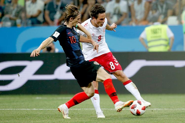 For fire en halv måned siden gik  Luka Modric og Kroatien videre ved VM på bekostning af Danmark og  og Thomas Delaney. Men i fodbold kan det gå hurtigt. Og danskerne ligner et hold, der skal afløse Kroatien i League A . Finn Frandsen/POLFOTO