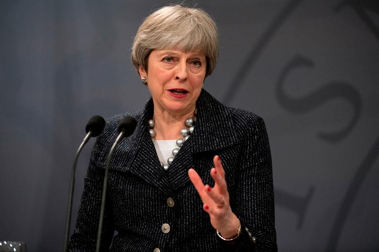 Onsdag har premierminister Theresa May præsenteret udkastet til Brexit-aftalen over for sin regering. Peter Hove Olesen/POLFOTO