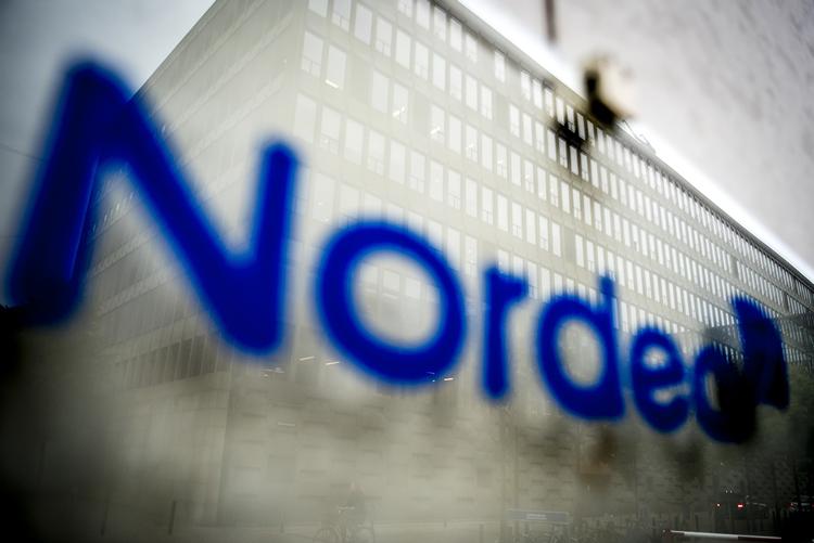 Nordea har tidligere erkendt, at man i 2006 og 2007 var involveret i spekulative aktiehandler med det formål at få udbetalt udbytteskatterefusion i Schweiz. Nu viser dokumenter, som Børsen har fået fat i, at banken også i 2008 forsøgte sig med en lignende manøvre.   Mads Claus Rasmussen/Ritzau Scanpix