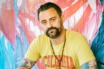 Der er høj cigarføring på Jokerens nye latin-pop-album. AEM
