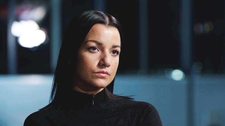 Britta Nielsens døtre blev interviewet på Kanal 5 onsdag aften. Her ses den yngste af dem, Samina Hayat. Discovery Networks Denmark