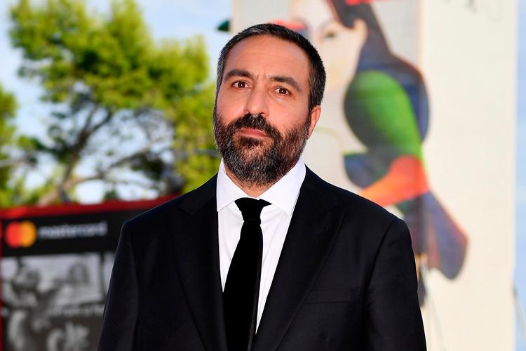 Saverio Costanzo ved, at folk har store forventninger til filmatiseringen af Ferrante-bogen. Historiens hjerte er forblevet det samme, understreger han. Ettore Ferrari/AP