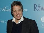 Hugh Grant er næsten lige blevet færdig med sin første medvirken i en tv-serie i mange år, da han spillede med i det historiske drama 'A Very English Scandal'. Andy Kropa/AP