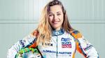 Sophia Flörsch kører i formel 3 for det hollandske Van Amersfoort Racing. 