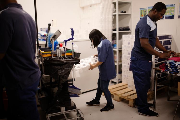 Forskning viser, at ikke-vestlige aktivitetsparate har langt flere ressourcer, end de bliver krediteret for. Arkivbillede af folk i jobrettet indsats. Emma Sejersen/POLFOTO