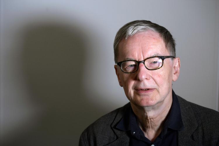 Anders Olsson er et af de fem medlemmer fra Det Svenske Akademi der skal være en del af nobelkomiteen i 2019 og 2020. Et andet medlem er Horace Engdahl, til trods for at han er det akademimedlem, som er kommet mest forpjusket ud af det seneste års stormvejr over akademiet. Foto: Janerik Henriksson/tt/AP