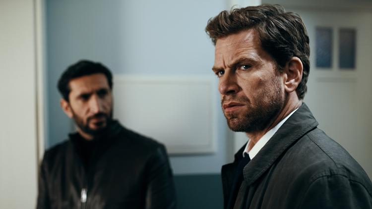 'Journal 64' med Fares Fares (t.v.) og Nikolaj Lie Kaas var i høj grad med til at trække danskerne i biffen sidste år.   Foto: Henrik Ohsten