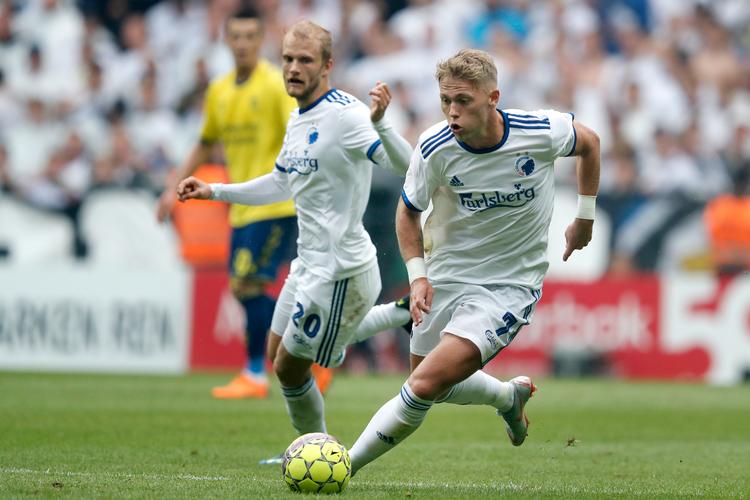 FCK's to danske landsholdsspillere kommer ikke med i en af efterårets vigtigste kampe. Foto: Jens Dresling/POLFOTO