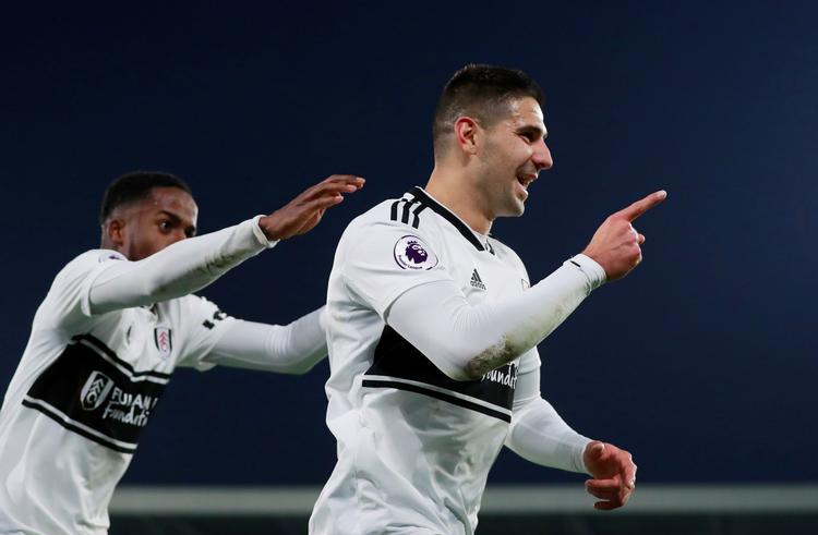 Serbiske Aleksandar Mitrovic var med to træffere med til at give manager Claudio Ranieri en god start i Fulham, der lørdag vandt 3-2 over Southampton. Foto: Andrew Couldridge/Ritzau Scanpix