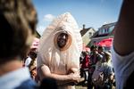 Der blev også debatteret omskæring på Folkemødet på Bornholm i sommer, hvor denne tilhører blev foreviget.  Foto: Rasmus Flindt Pedersen/Ekstra Bladet