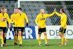 Den tidligere AGF'er Michael Lund scorede til 2-0 for AC Horsens, inden en tidligere Horsensspiller, Martin Spelmann,  reducerede for AGF. Foto: Henning Bagger/Ritzau Scanpix
