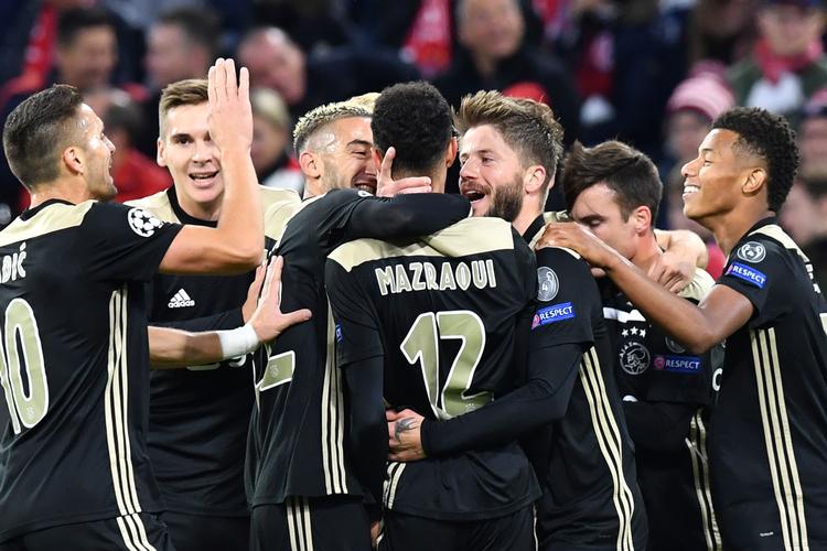 Sæsonens 10 europæiske kampe mod Sturm Graz, Standard Liege, Dinamo Kijev, AEK Athen, Bayern München og Benfica har givet Ajax 6 sejre og 4 uafgjorte. Foto: Kerstin Joensson/AP