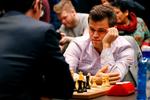 Norske Magnus Carlson vandt onsdag aften i omspil over sin amerikanske modstander Fabiano Caruana ved VM i London
   Foto: Tolga Akmen/Ritzau Scanpix